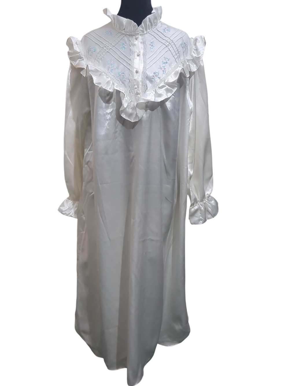 Vintage Traditional Nightgown Med Satin Embroidered Ruffle Cottagecore Regency